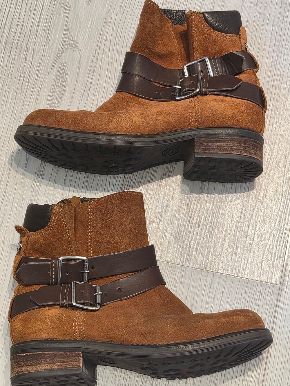 Steve Madden Brown Suede Ankle Boots with Dark Brown Straps